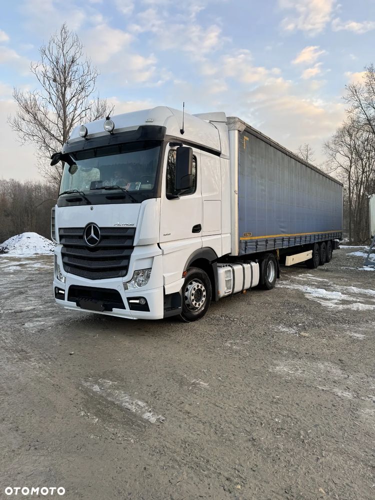 Mercedes-Benz Actros - 3