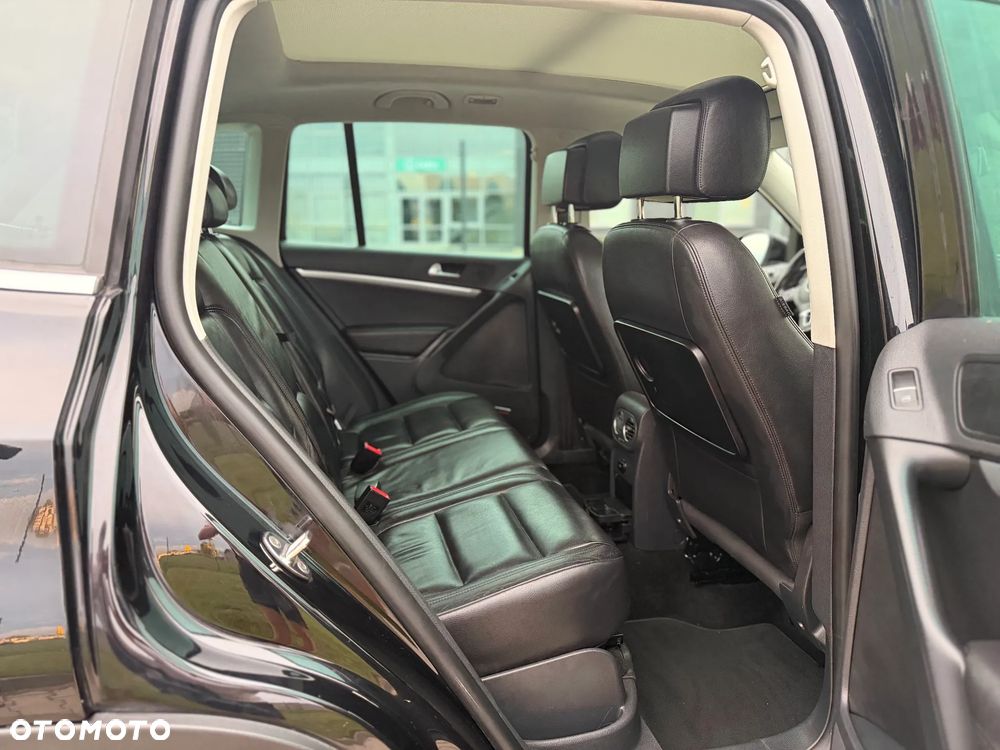 Volkswagen Tiguan 2.0 TSI 4Motion DSG Exclusive - 37