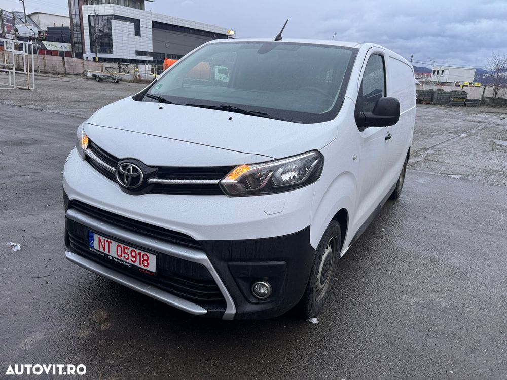 Toyota Proace - 1