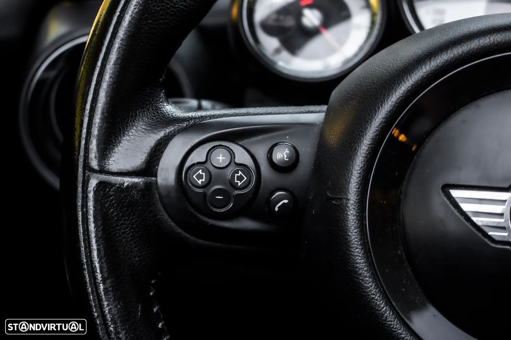 MINI Cabrio Cooper D - 14