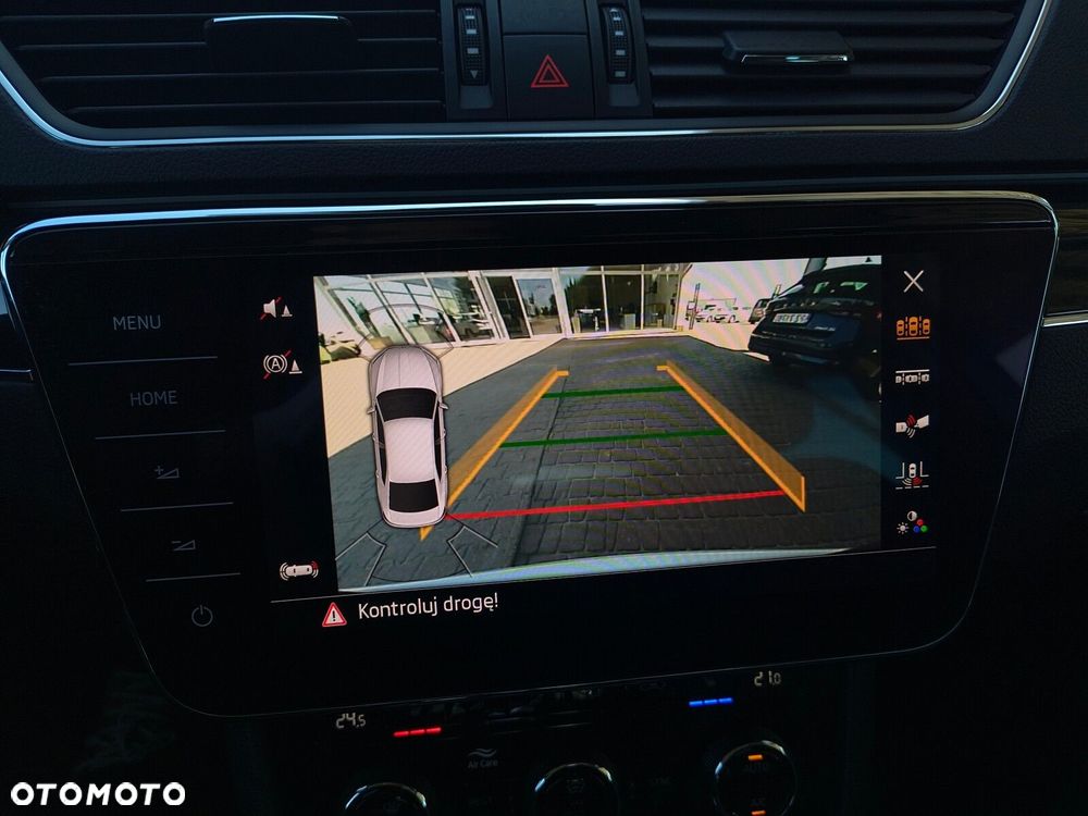 Skoda Superb 2.0 TDI SCR 4x4 L&K DSG - 29