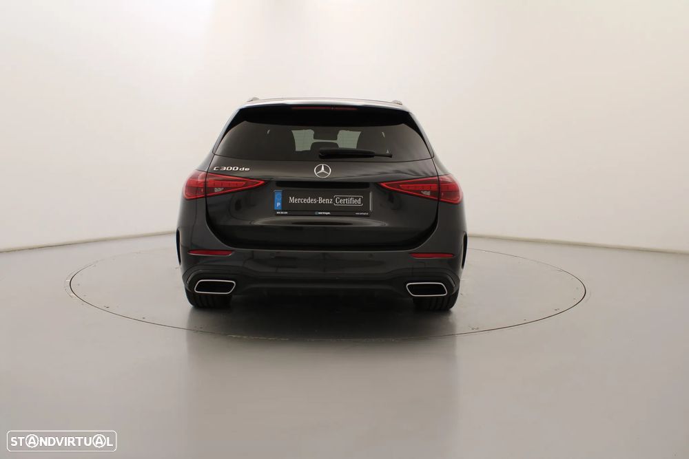 Mercedes-Benz C 300 de AMG Line - 8