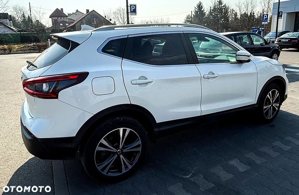 Nissan Qashqai 1.3 DIG-T N-Connecta - 8