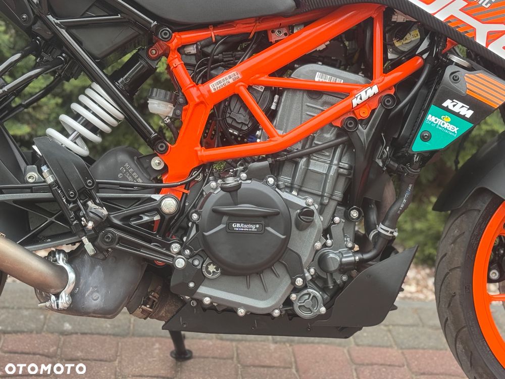 KTM Duke - 13