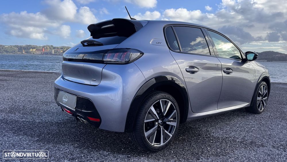 Peugeot 208 1.2 PureTech GT EAT8 - 12