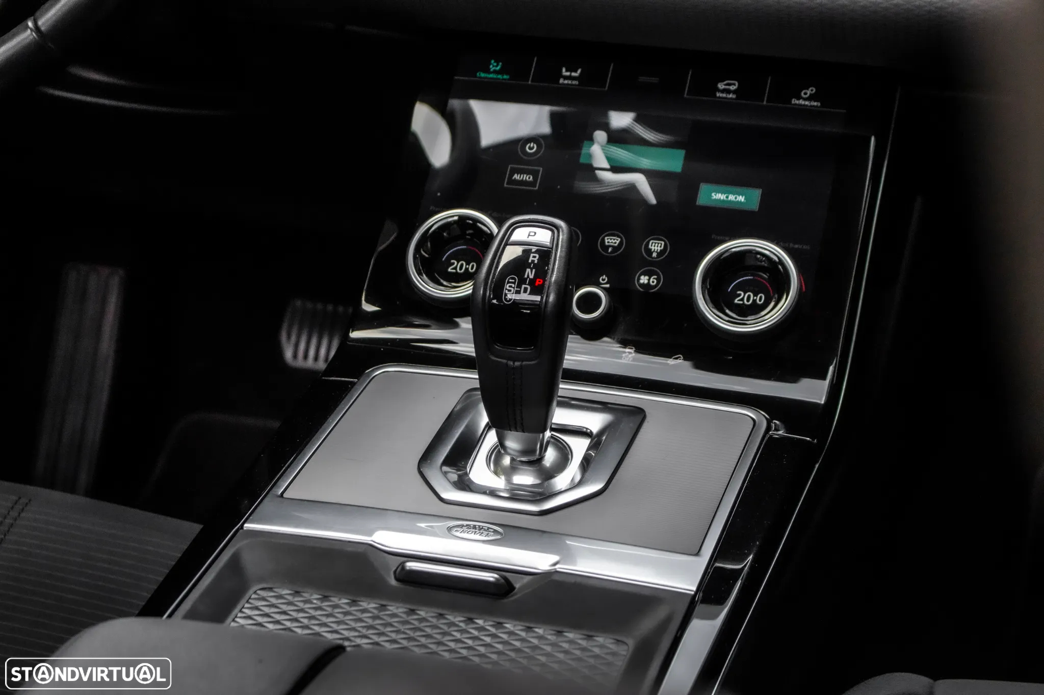 Land Rover Range Rover Evoque 2.0 D240 AWD Auto - 40