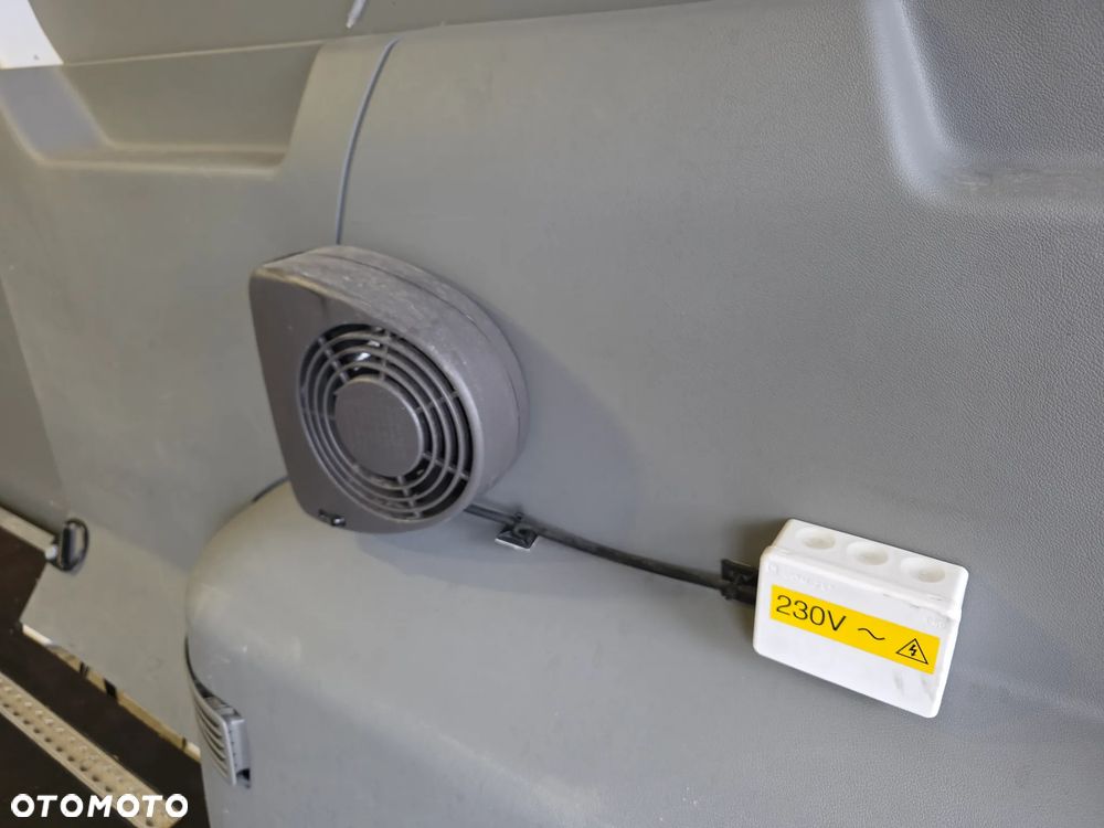 Volkswagen Transporter - 21