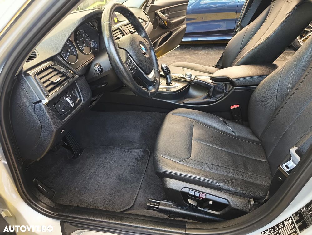 BMW Seria 3 320d Efficient Dynamic Edition Aut. Luxury Line - 11