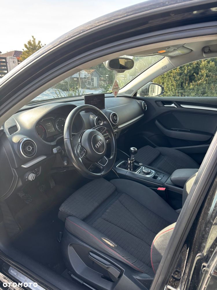 Audi A3 Sportback 1.6 TDI - 14