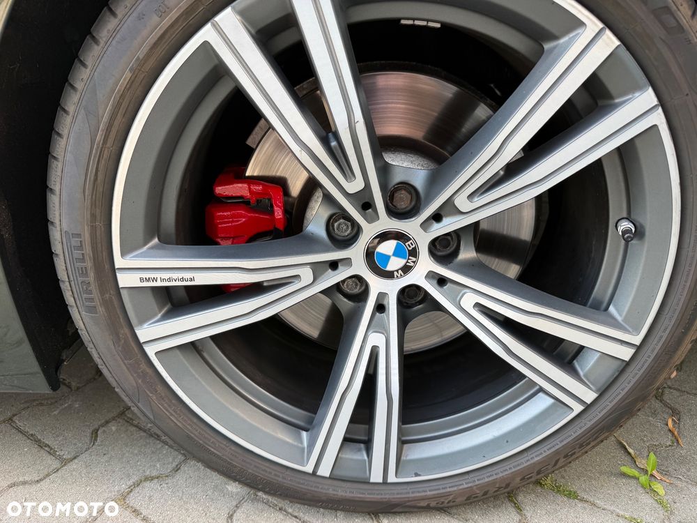 BMW Seria 3 330i xDrive M Sport sport - 26