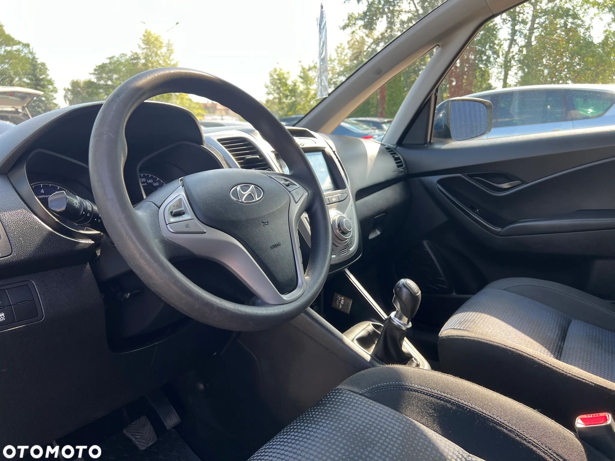 Hyundai ix20 - 11