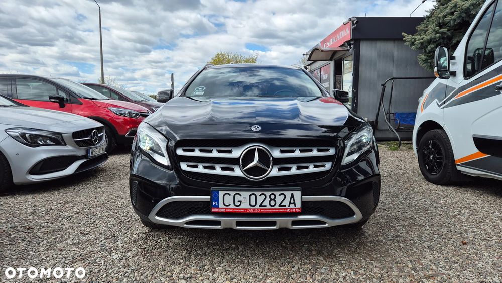 Mercedes-Benz GLA 200 7G-DCT AMG Line - 39