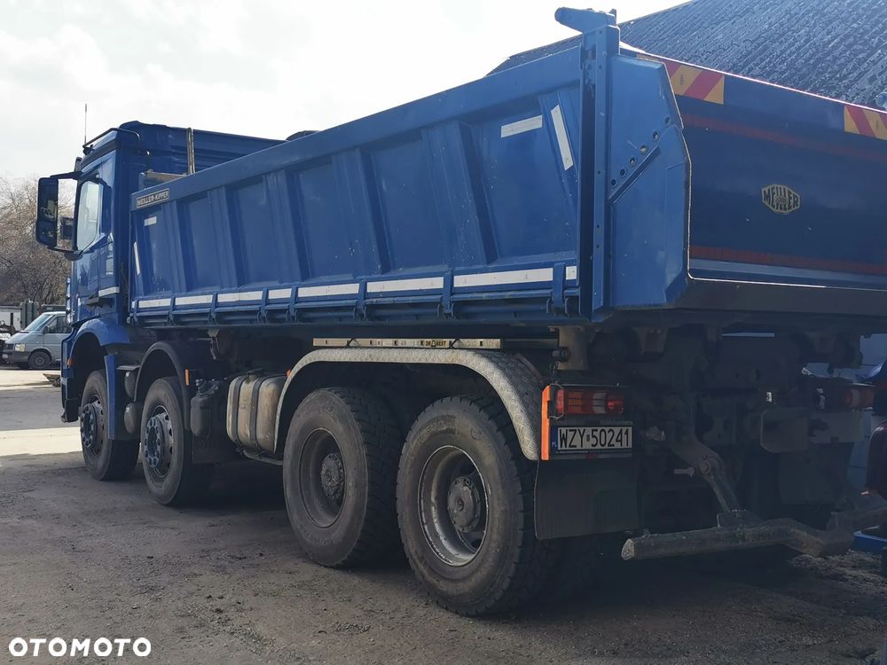 Mercedes-Benz AROCS 3242 - 4