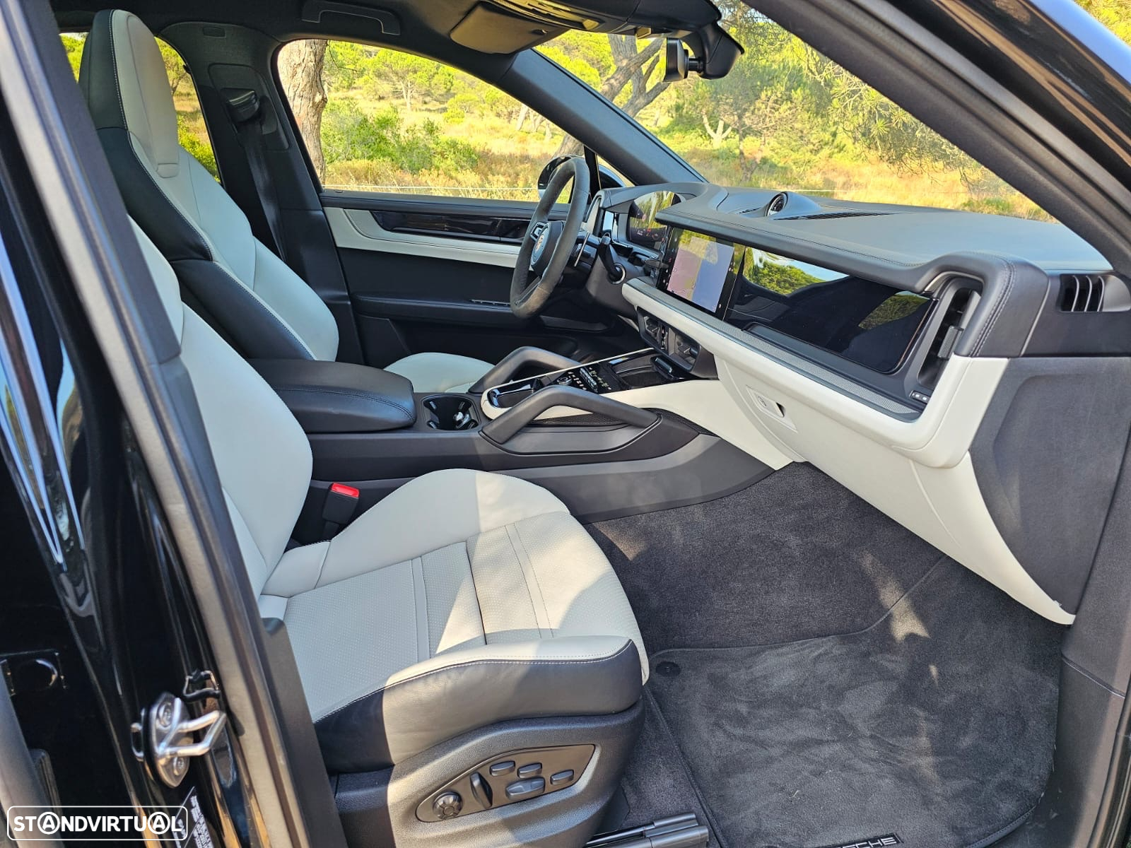 Porsche Cayenne Coupé E-Hybrid - 13
