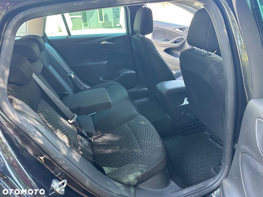 Opel Astra 1.4 T Elite - 7