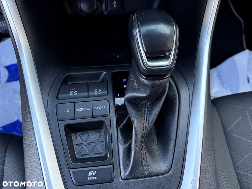 Toyota RAV4 2.5 Hybrid Comfort 4x2 - 19