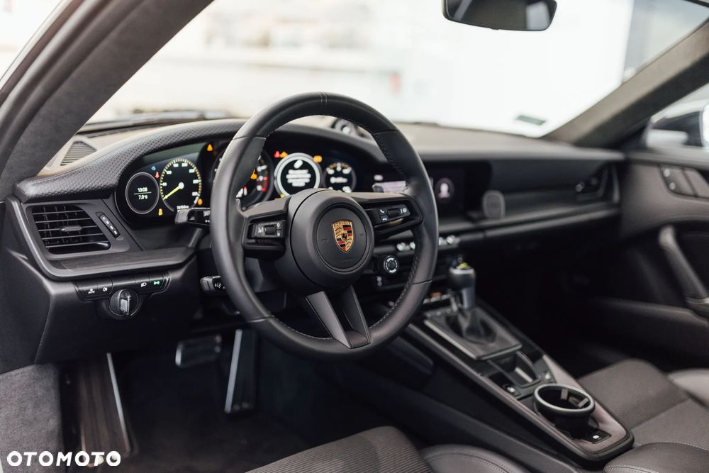 Porsche 911 GT3 Touring PDK - 18