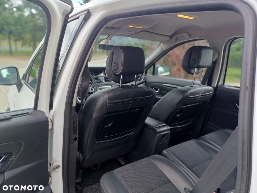 Renault Scenic - 7