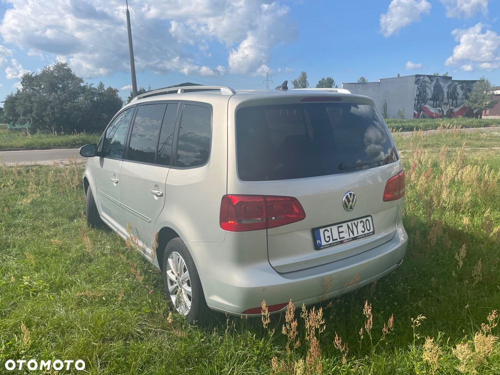 Volkswagen Touran 2.0 TDI DPF Highline DSG - 21