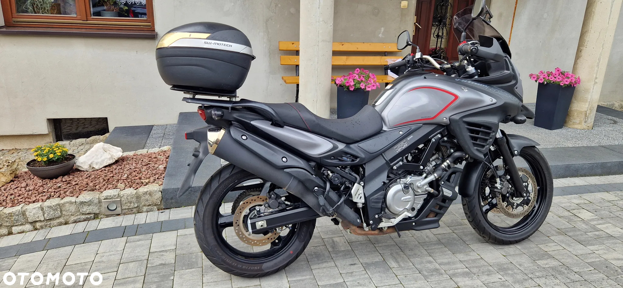 Suzuki V-STROM - 6