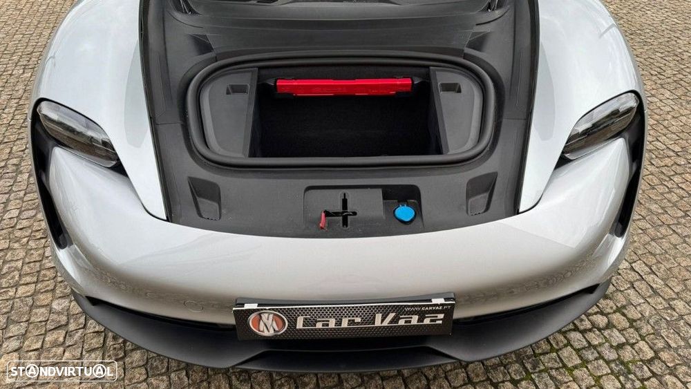 Porsche Taycan 4S - 7