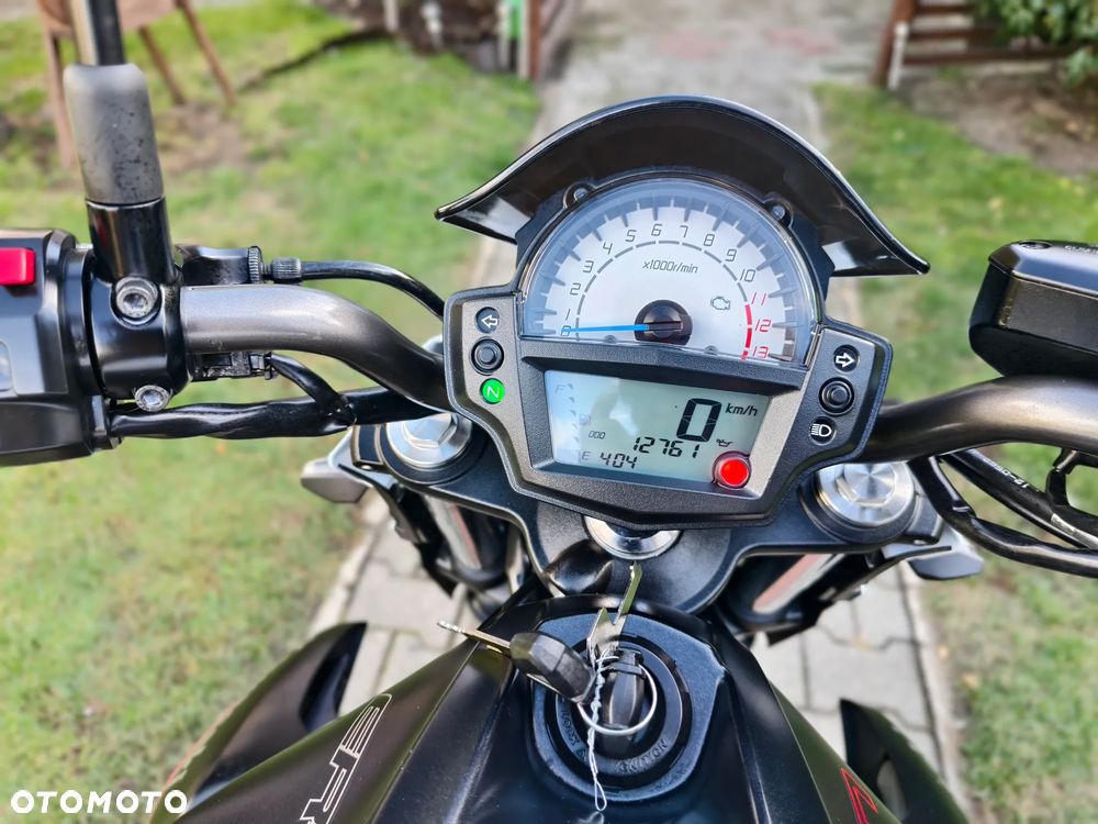 Kawasaki ER - 17