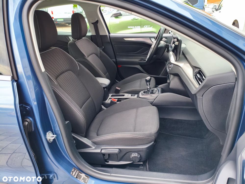 Ford Focus 1.0 EcoBoost Titanium - 12