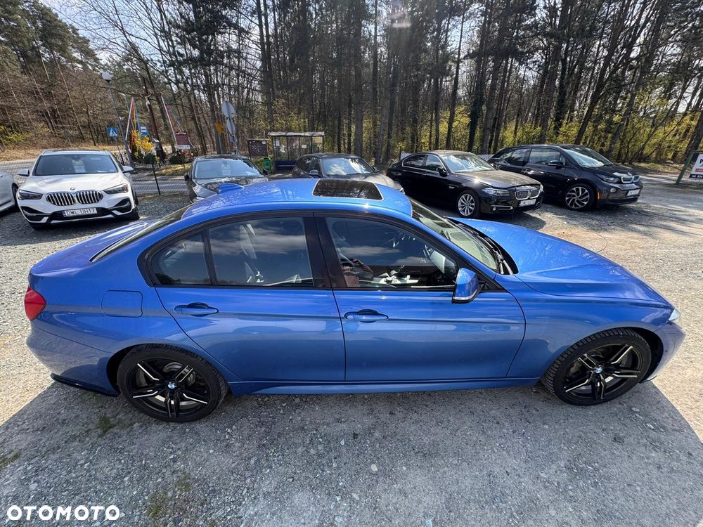 BMW Seria 3 328i xDrive Sport-Aut Sport Line - 34