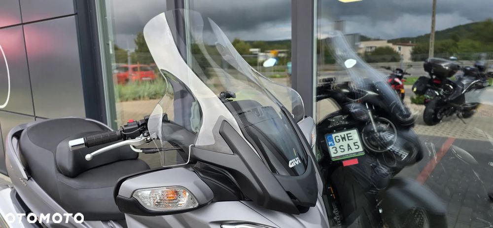 Suzuki Burgman - 9