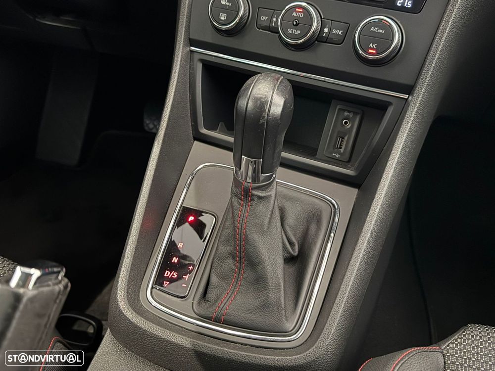 SEAT Leon ST 2.0 TDI FR DSG S/S - 32