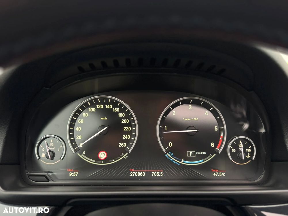 BMW Seria 5 520d - 39