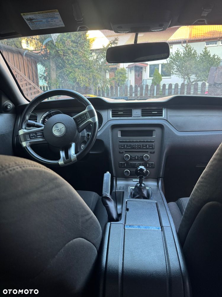 Ford Mustang 5.0 V8 GT - 9