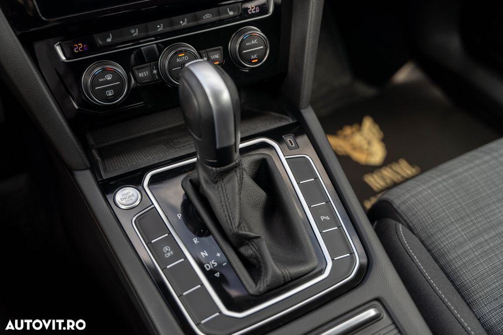 Volkswagen Passat 2.0 TDI DSG Comfortline - 22