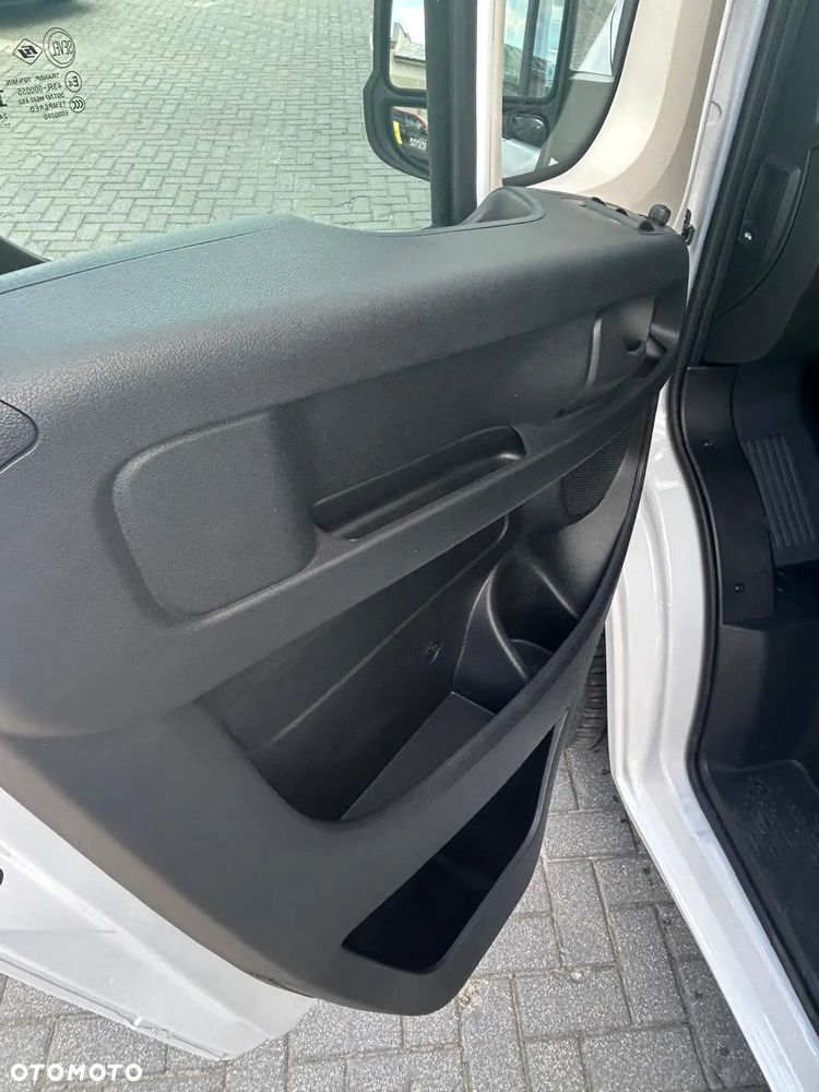 Opel Movano - 7