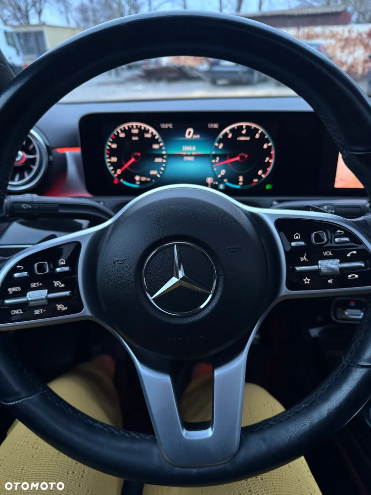 Mercedes-Benz Klasa A 220 4Matic 7G-DCT AMG Line - 26