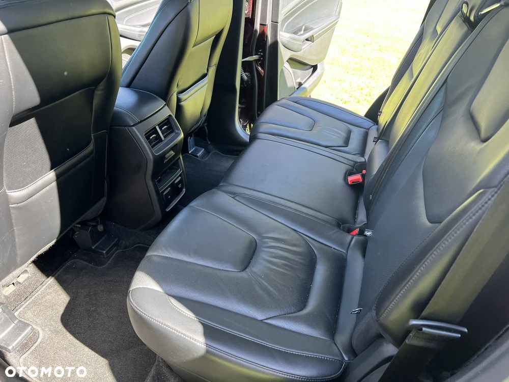 Ford Edge - 9