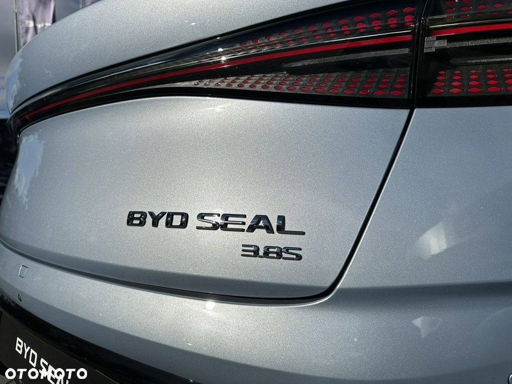 BYD Seal - 10