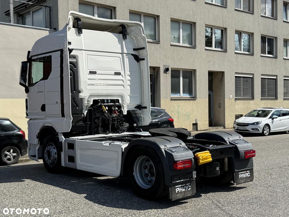 MAN TGX 18.470 / PRZEBIEG TYLKO 99 000 KM !!!/ ACC / FULL LED / RETARDER / DUŻA NAVI / VIRTUAL KOKPIT - 7