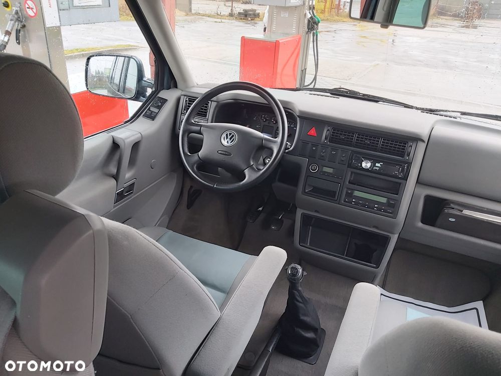 Volkswagen Multivan - 6