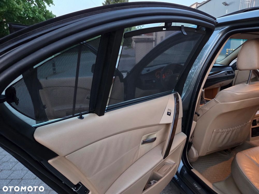 BMW Seria 5 - 16
