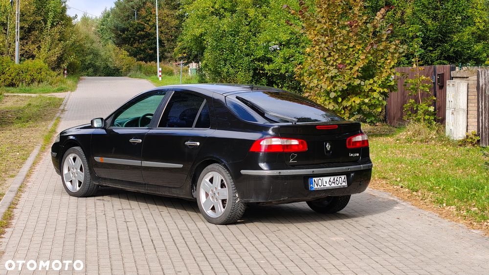 Renault Laguna 3.0 V6 Initiale - 15