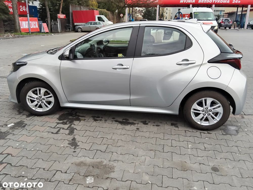 Toyota Yaris 1.5 Comfort - 4