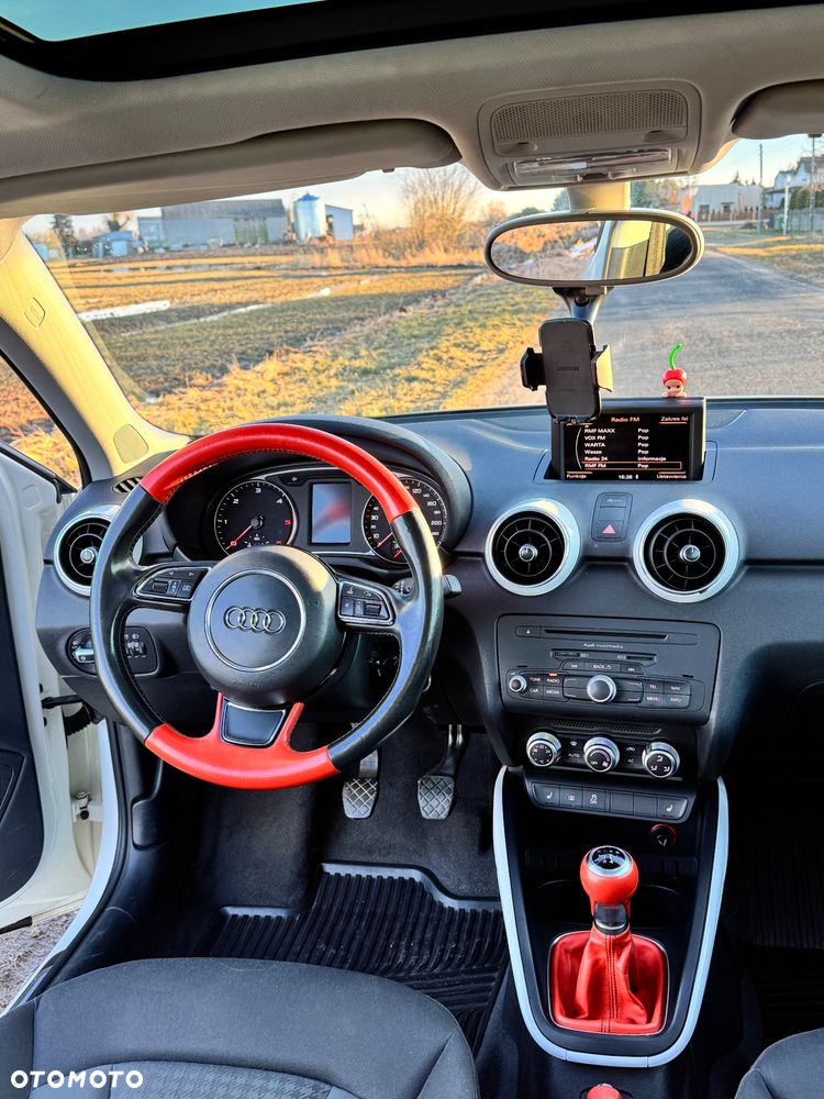 Audi A1 Sportback 1.6 TDI Attraction - 10