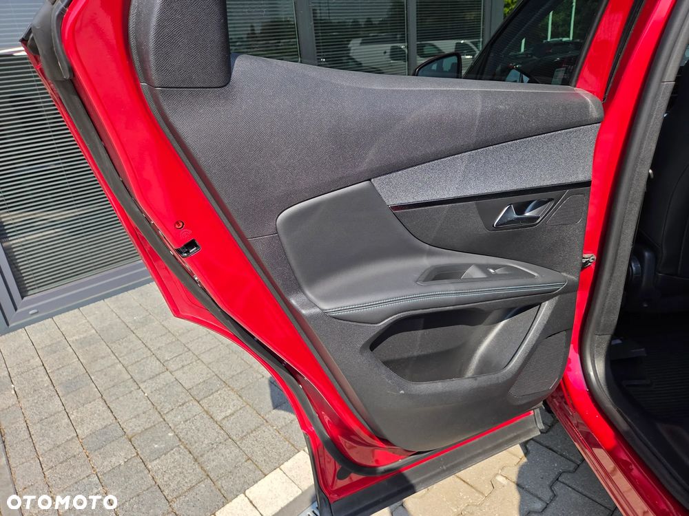 Peugeot 3008 1.5 BlueHDi Allure S&S EAT8 - 29