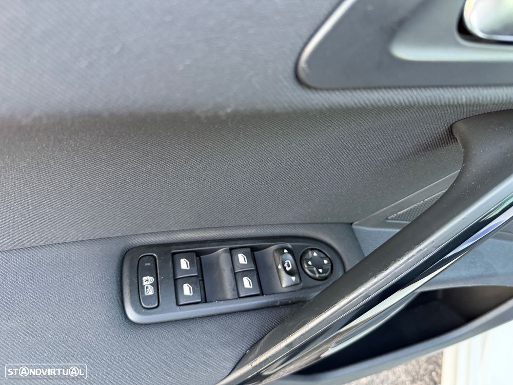 Peugeot 508 SW 1.6 e-HDi Allure J18 - 19
