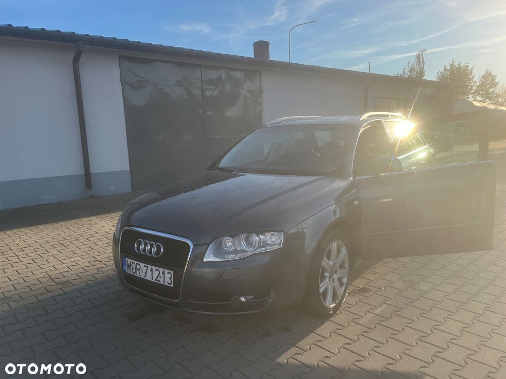 Audi A4 Avant 2.0 TDI DPF - 1