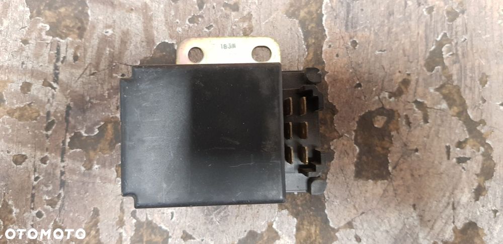 Sterownik świec żarowych Nissan Datsun Pickup 720 Urvan E23 11067-G7000 - 3