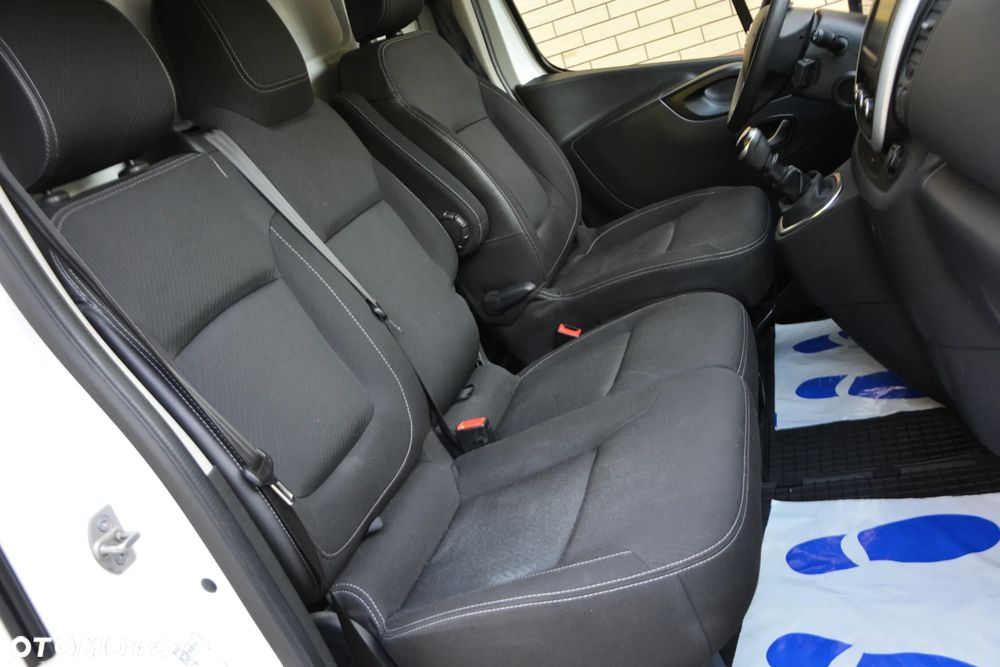 Nissan NV300 - 20