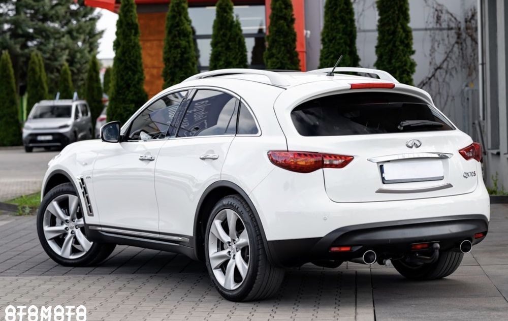 Infiniti QX70 3.0d S - 10