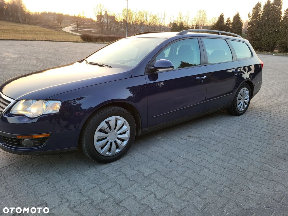 Volkswagen Passat 2.0 TDI Comfortline DSG - 8